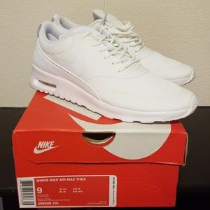 BRAND NEW Nike Air Max Thea Sneakers
